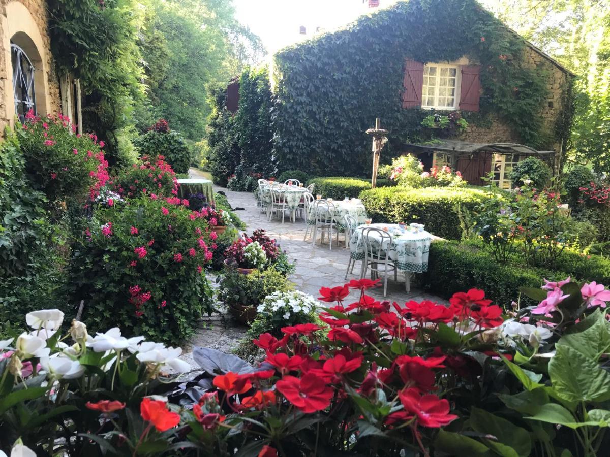 Bed & Breakfast Le Moulin Neuf Saint-Alvère Exteriör bild