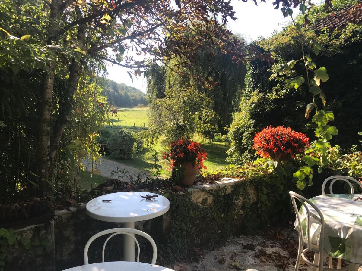 Bed & Breakfast Le Moulin Neuf Saint-Alvère Exteriör bild